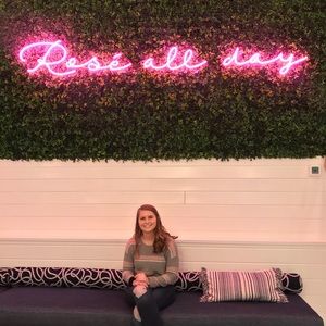 Meet your Posher, Mer